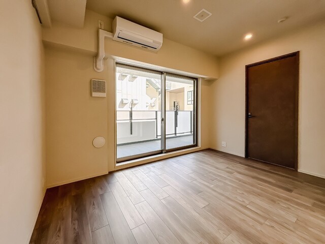 ※写真は同タイプ住戸です。(居間)