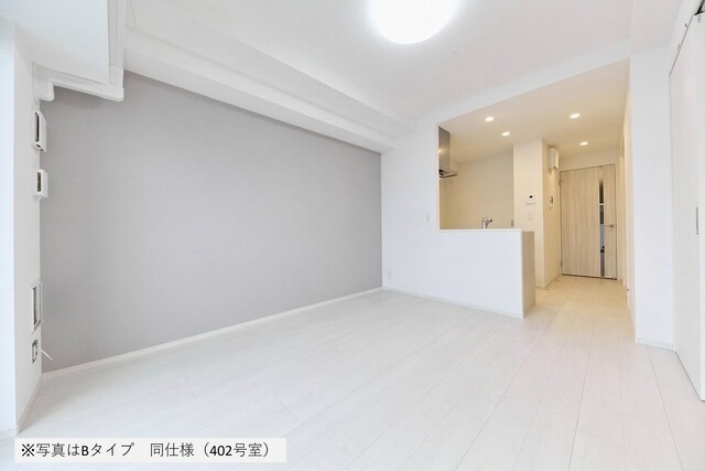 ※写真は同タイプ住戸です。(居間)