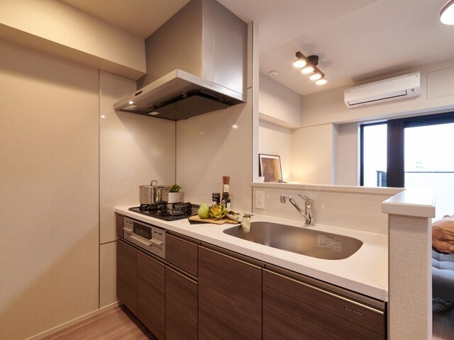 ※写真は同タイプ住戸です。(キッチン)