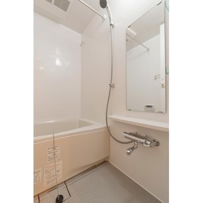 ※写真は同タイプ住戸です。(風呂)