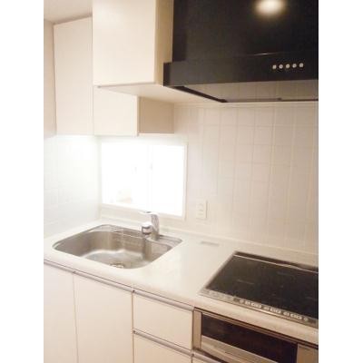 ※写真は同タイプ住戸です。(キッチン)