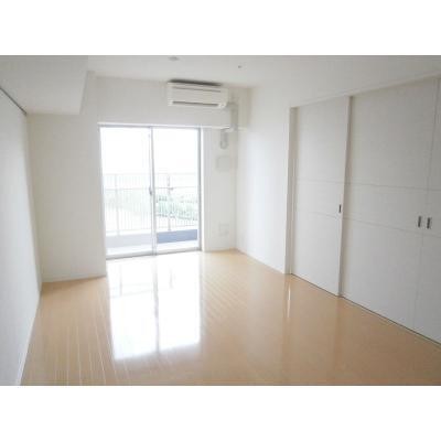 ※写真は同タイプ住戸です。(居間)