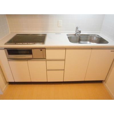 ※写真は同タイプ住戸です。(キッチン)