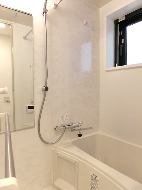 ※写真は同タイプ住戸です。(風呂)