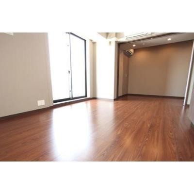 ※写真は同タイプ住戸です。(居間)