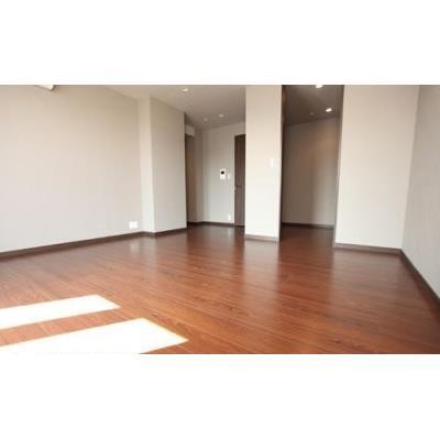 ※写真は同タイプ住戸です。(居間)