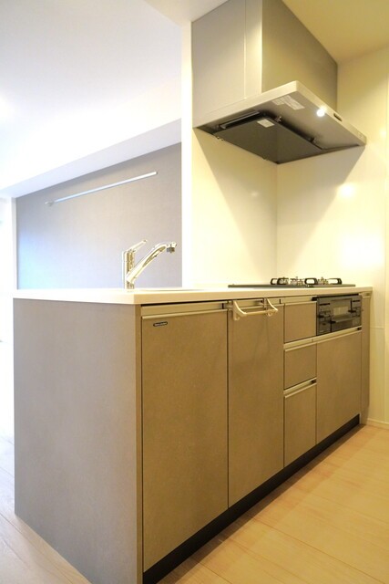 ※写真は同タイプ住戸です。(キッチン)
