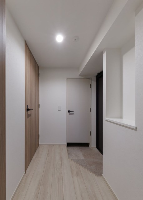 ※写真は同タイプ住戸です。(玄関)