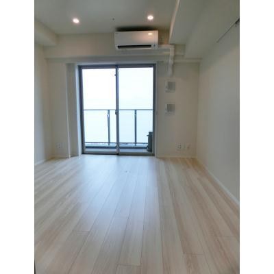 ※写真は同タイプ住戸です。(居間)