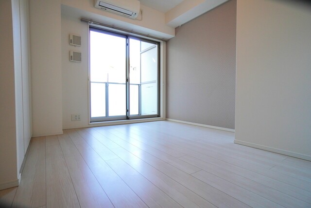※写真は同タイプ住戸です。(居間)