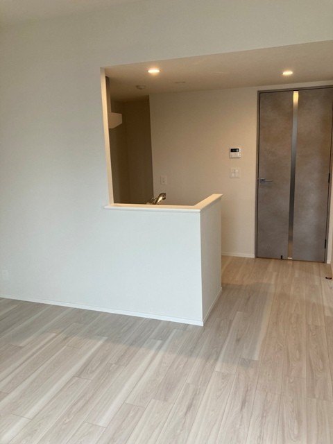 ※写真は同タイプ住戸です。(居間)