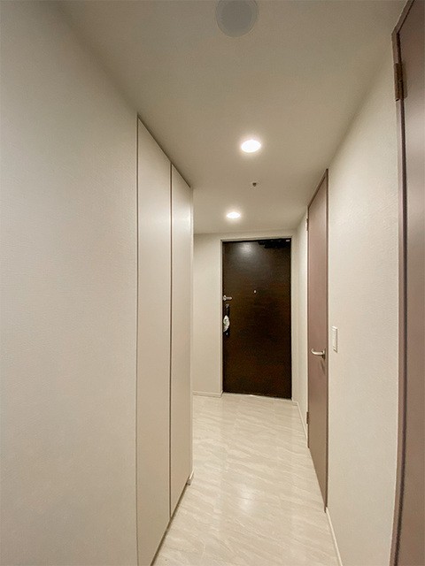※写真は同タイプ住戸です。(玄関)