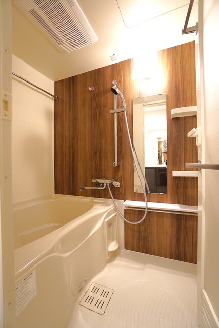 ※写真は同タイプ住戸です。(風呂)