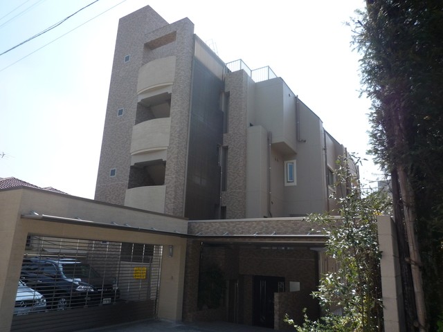 港区南青山４丁目 【賃貸居住】マンション
