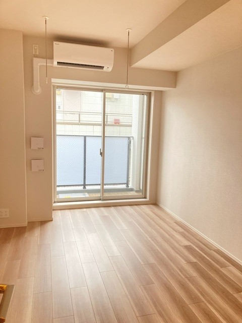 (居間)